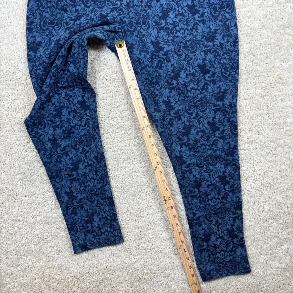 Chicos Zenergy Blue Damask Floral Leggings Womens Size 2‎ US 12/14 Stretch Crop